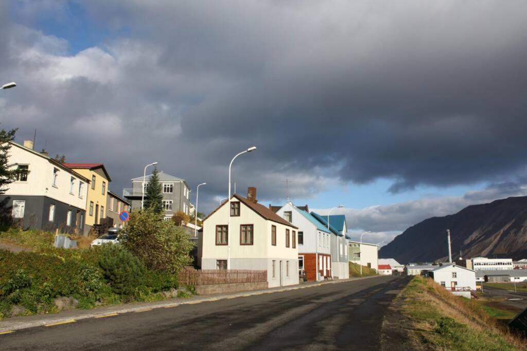 House With A Warm Soul In North Iceland Siglufjordur Extérieur photo