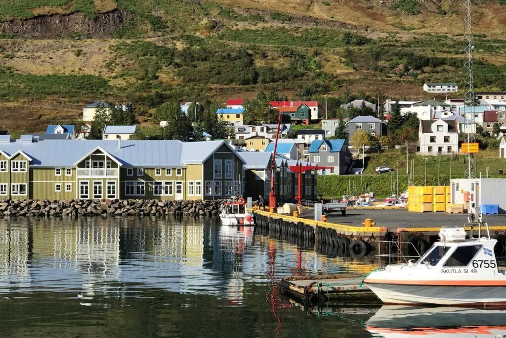House With A Warm Soul In North Iceland Siglufjordur Extérieur photo