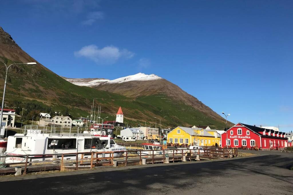 House With A Warm Soul In North Iceland Siglufjordur Extérieur photo