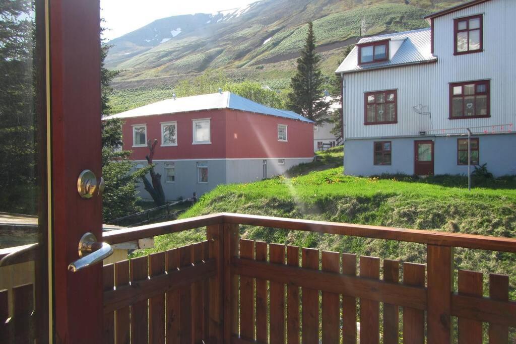 House With A Warm Soul In North Iceland Siglufjordur Extérieur photo
